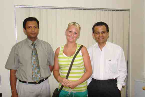 Dr Dulip on the right and Dr Thushan and the left with a client from the UK.